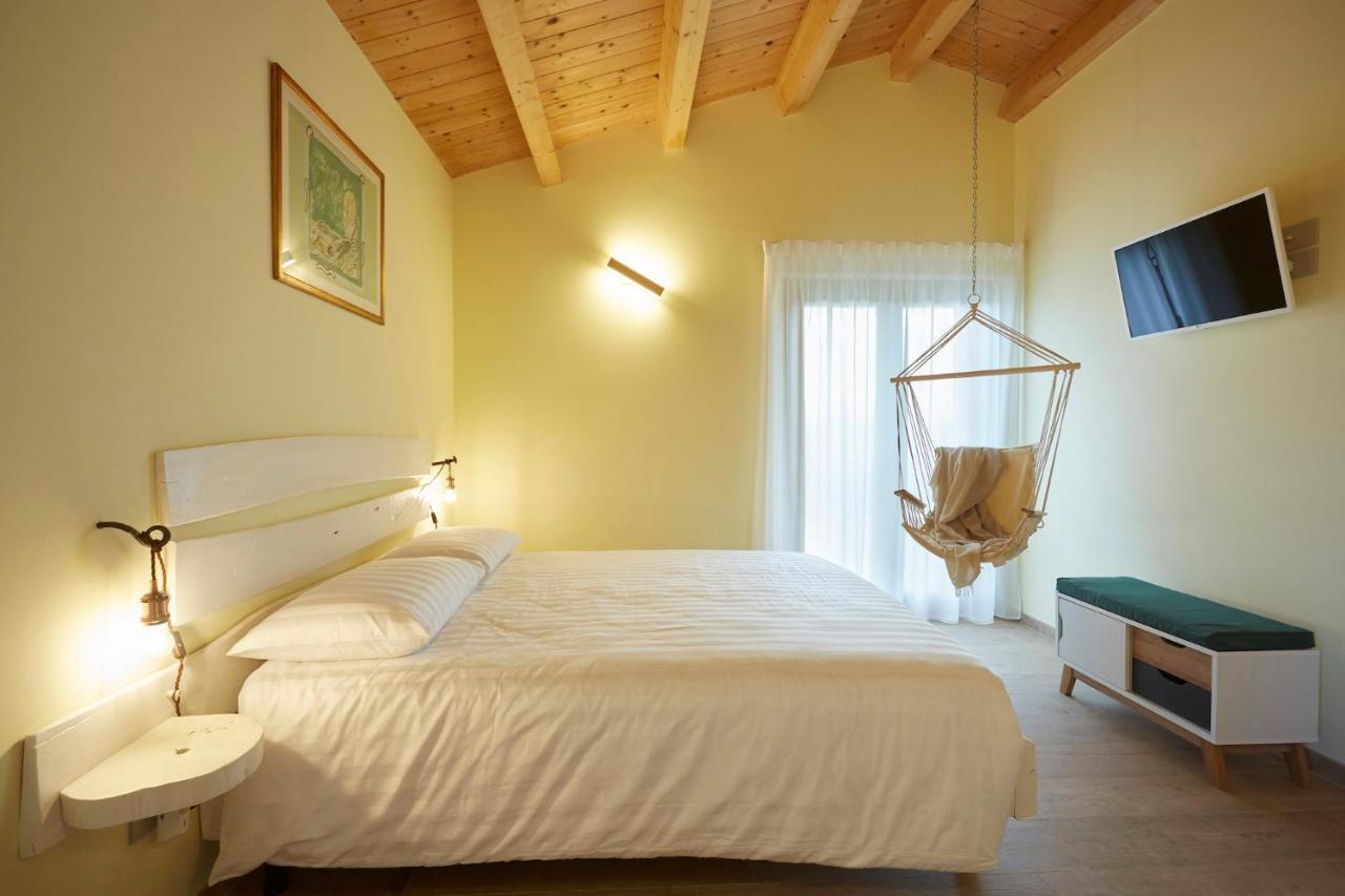 Agriturismo Nido Delle Rondini 마체라타 외부 사진